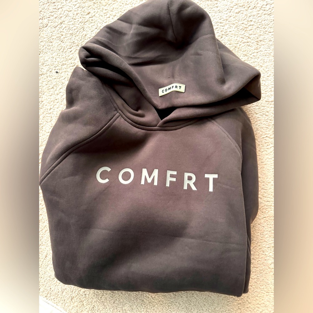 Comfrt hoodie Charcoal size large unisex fit NWT